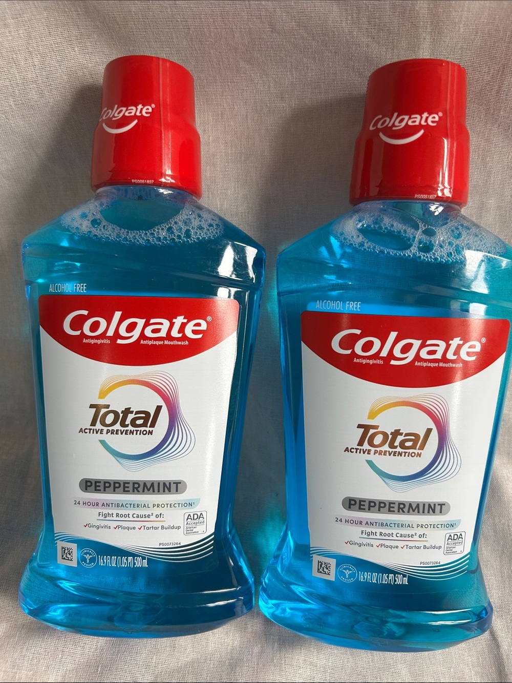 Colgate Total Active Prevention Mouthwash & Toothpaste Bundle - Picture 2 of 7